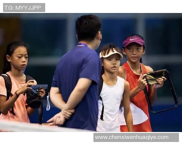 从输球到碾压!15 岁孙心然橘子碗复仇夺冠，成我国网坛第一人